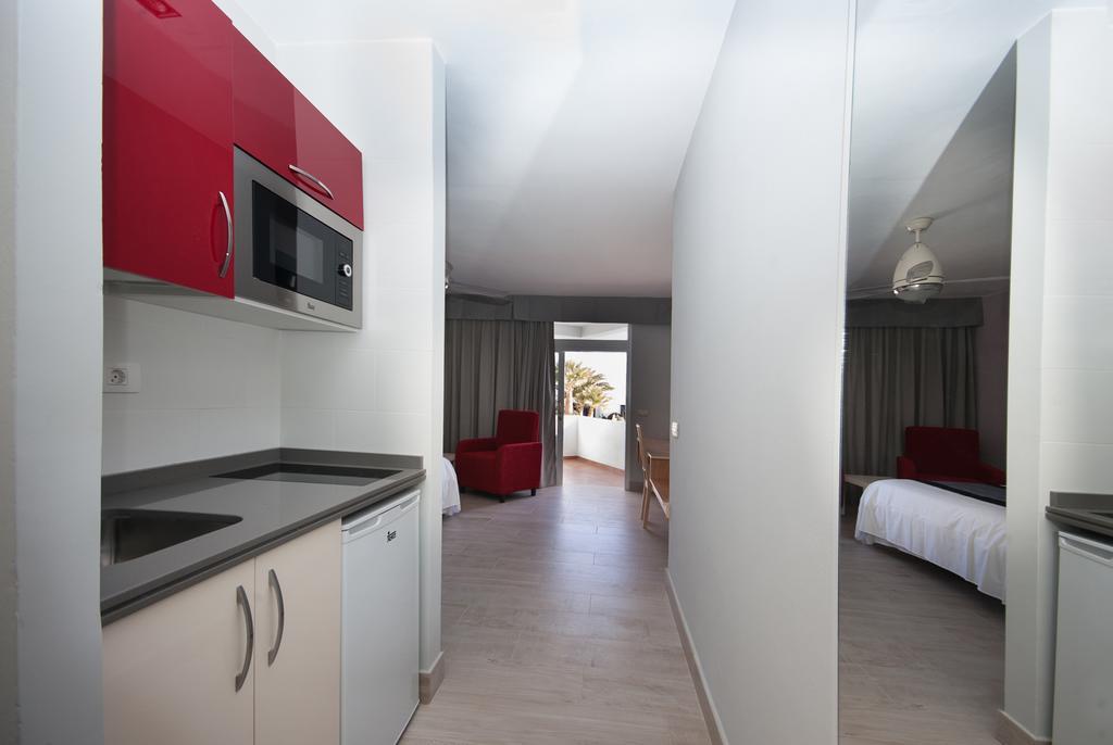 Apartamentos Panorama Adults Only Puerto del Carmen  Exterior photo